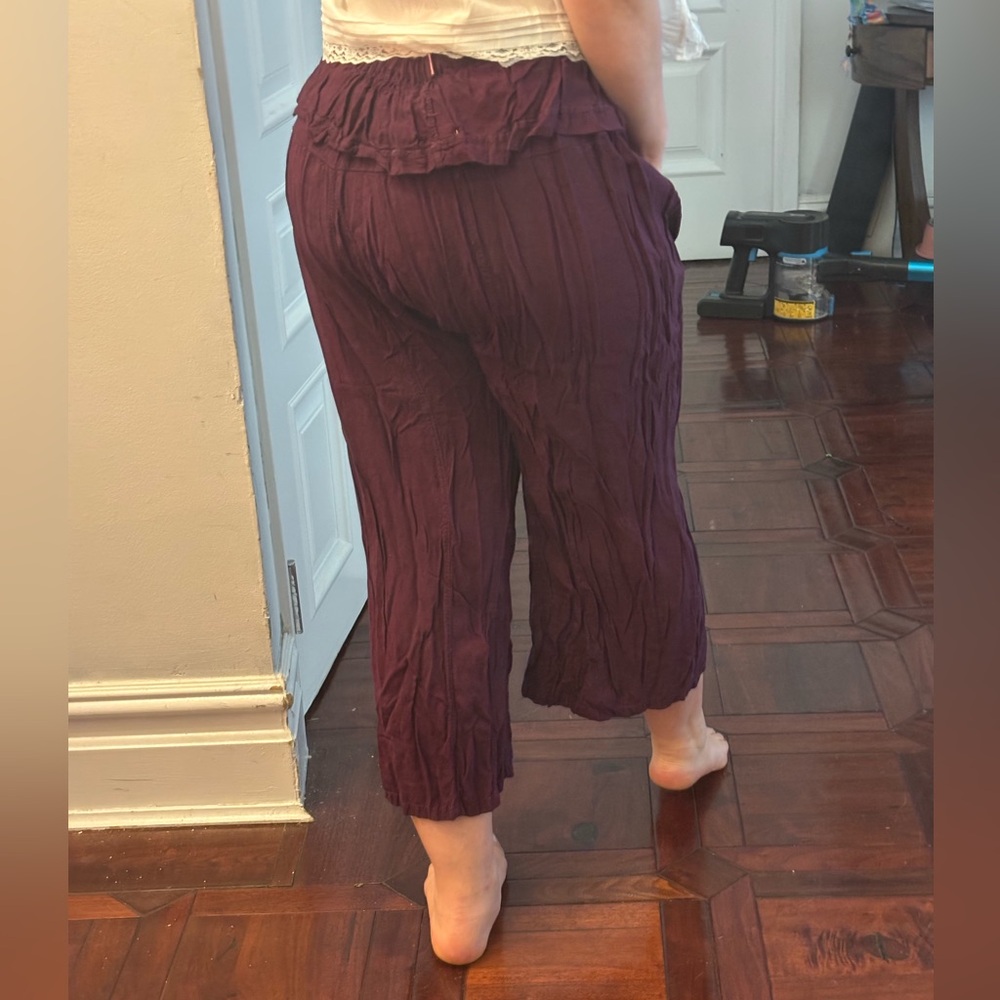 Purple Crinkled Cropped Pants
